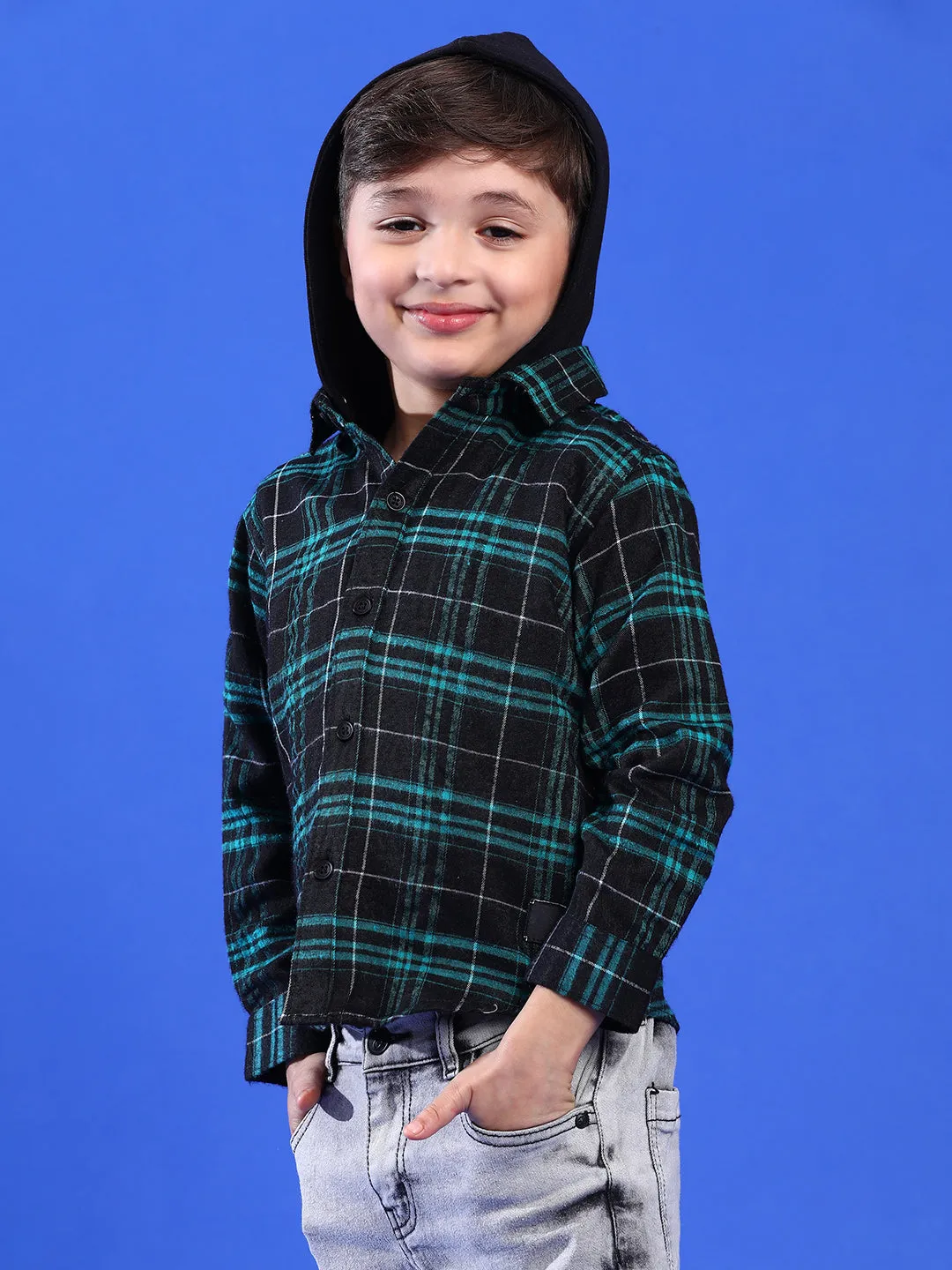 Boys Green Full Sleeves Cotton Poly Checked Regular Fit Shirt with Hood