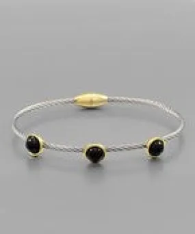 GOLD AND SILVER CABLE AND ONYX BRACELET