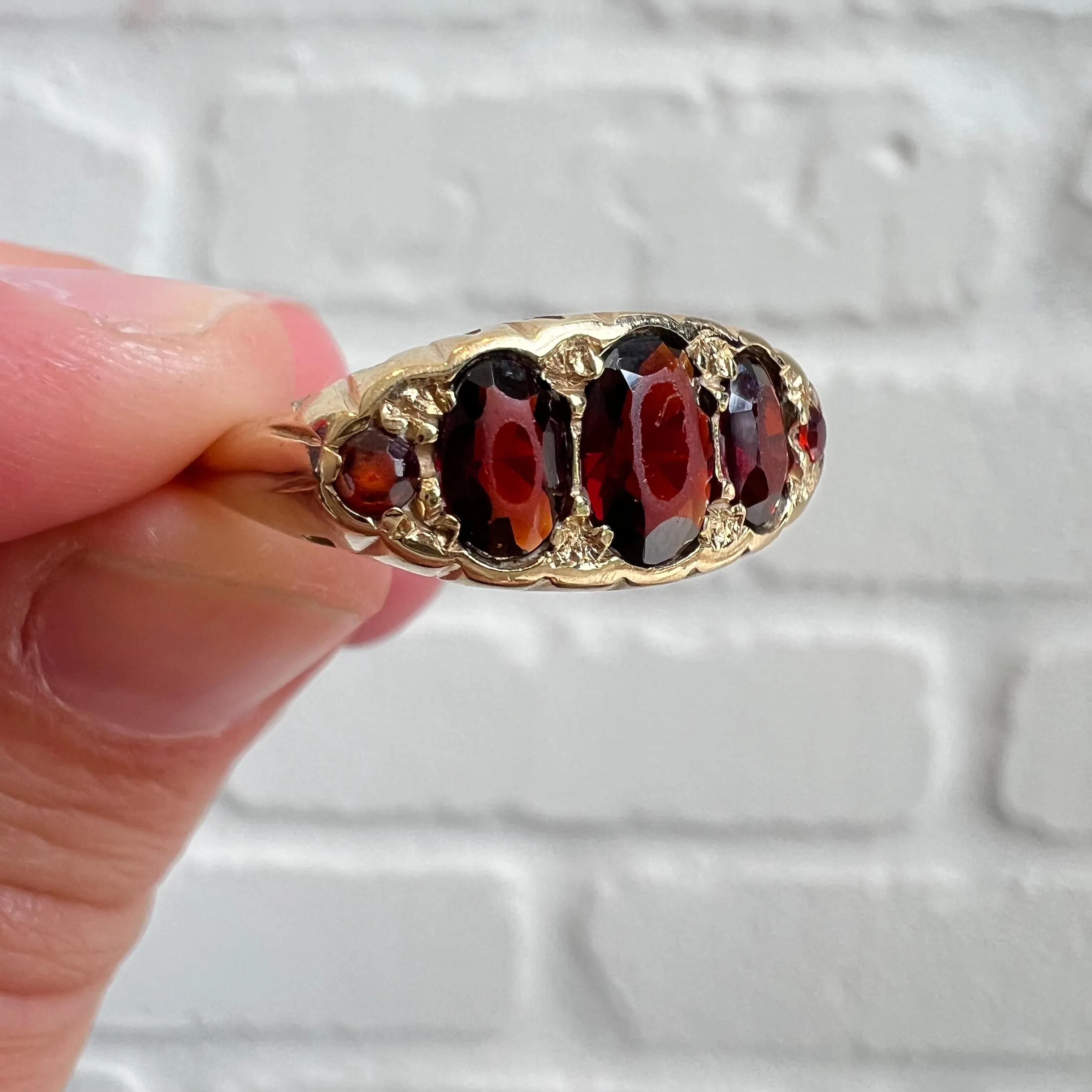 V I N T A G E // burgundy bliss / 9k and garnet 5 stone boat ring / victorian style / size 9.25